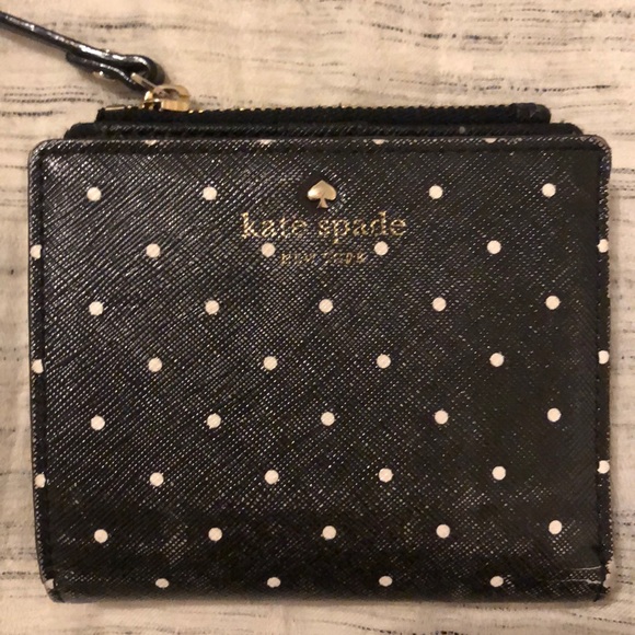 Kate spade small polka dot wallet - Picture 1 of 5